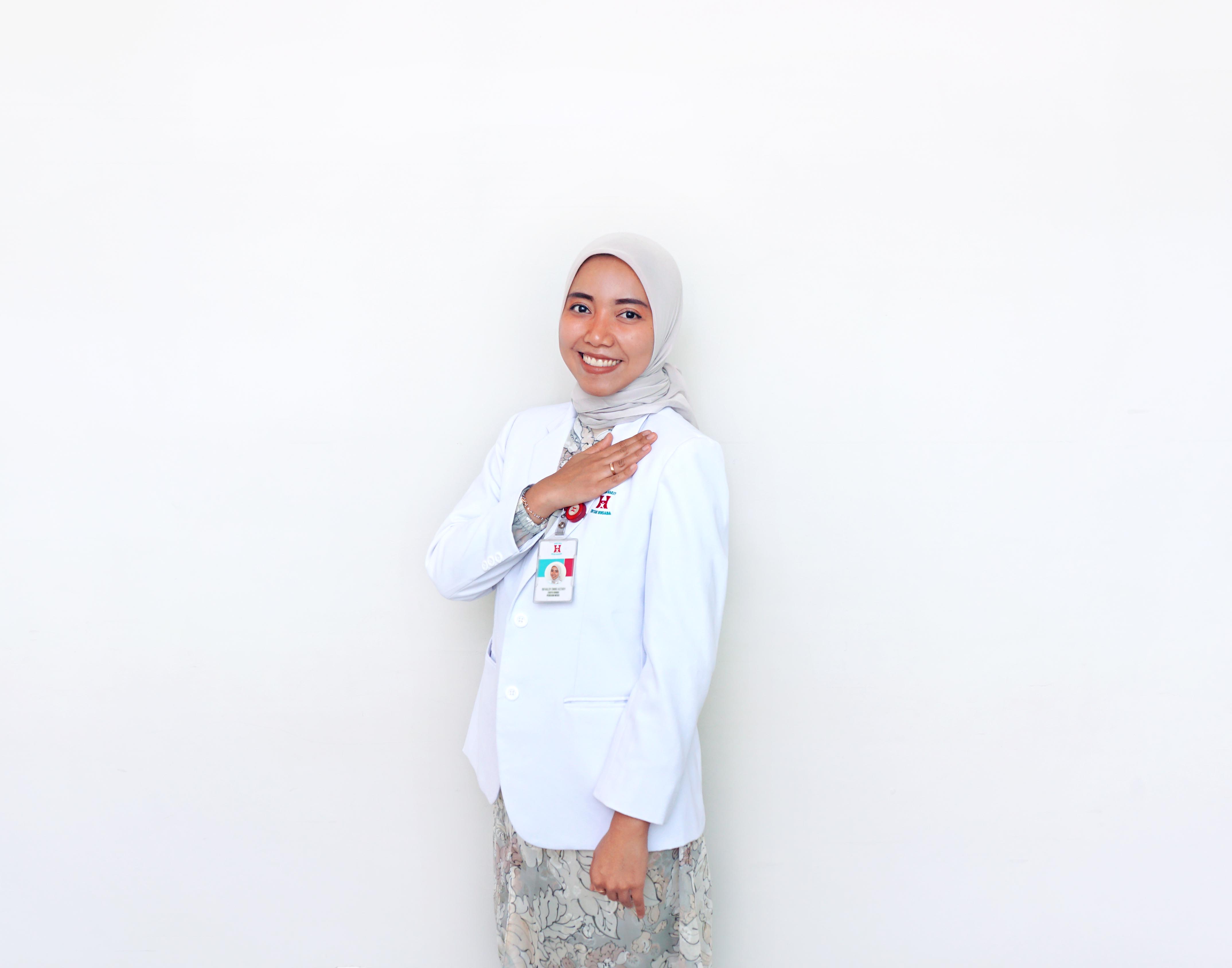 Dr. dr. Dina Marlina